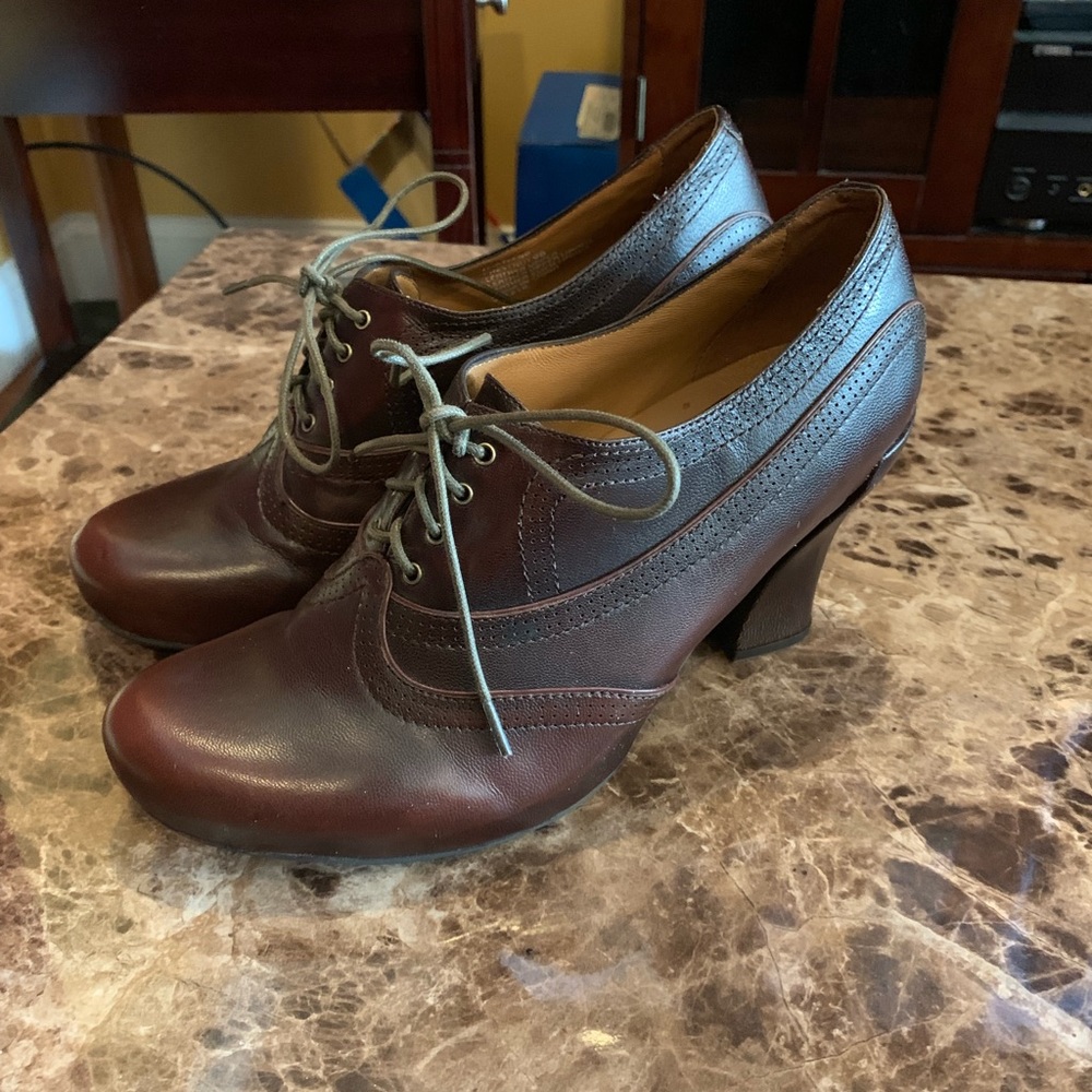 Oxford Heels